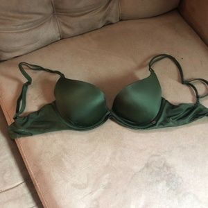🌸Victoria secrets Very Sexy lightly lined plunge